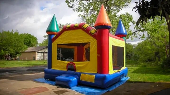 Bounce Houses Rental