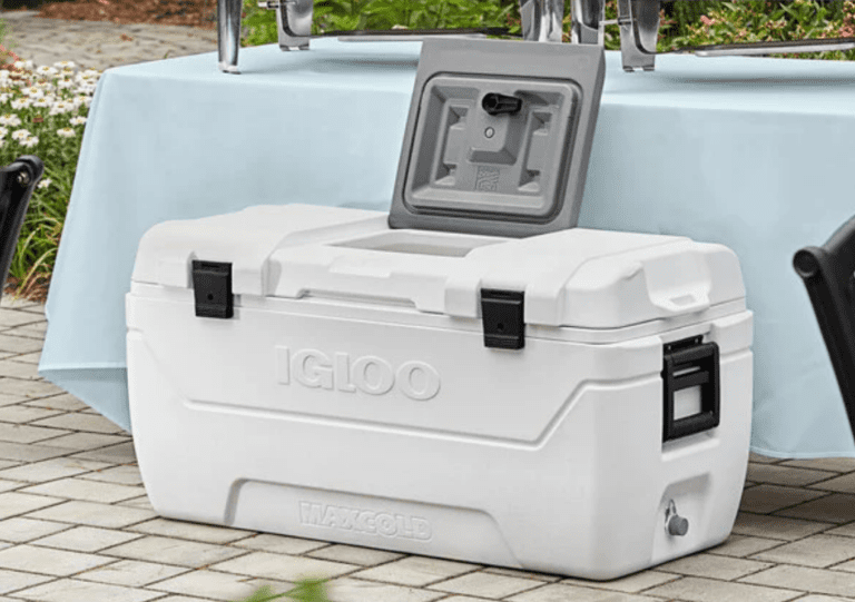 165 qt cooler rental at an event