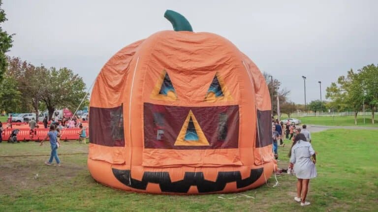 halloween-pumpkin-moonwalk