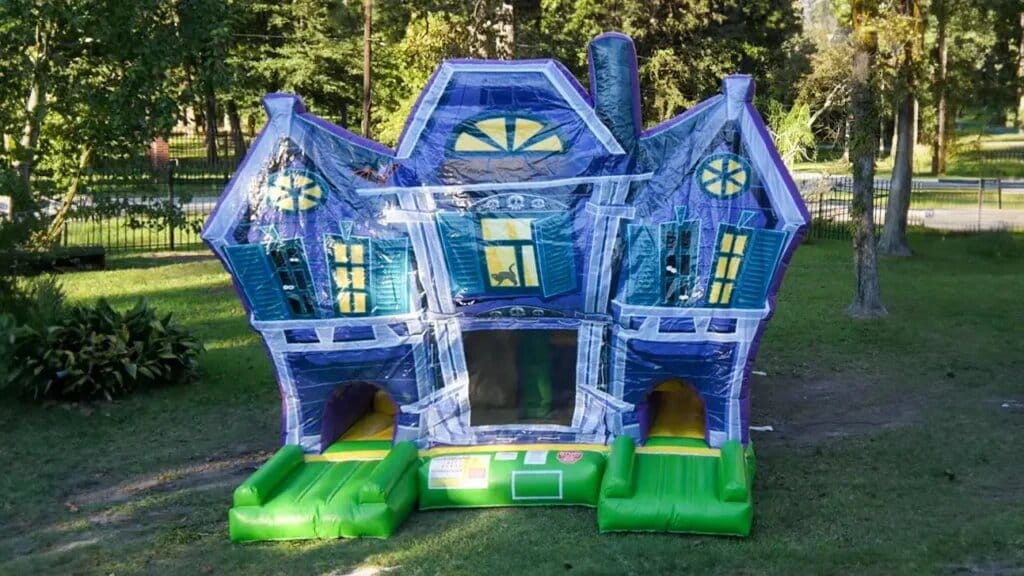 Bounce Houses Rental