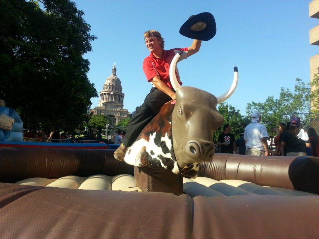 Mechanical Bull – Corral rental at an event