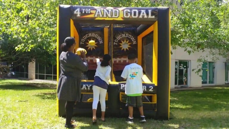 4th and Goal - Football Game
