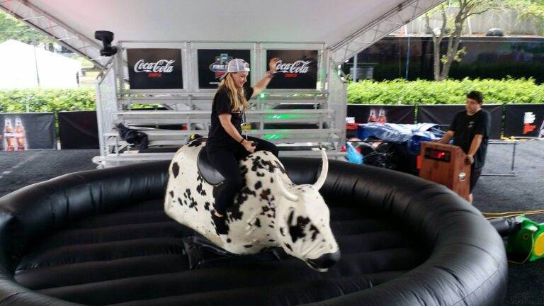 Mechanical Bull – PREMIUM BULL rental at an event