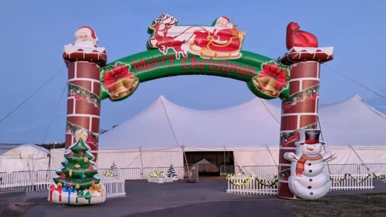 Christmas Arch rental at an event