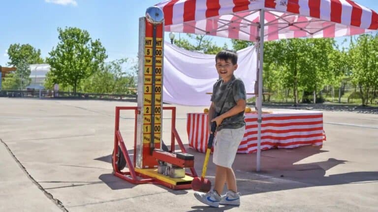 Kiddie Striker – Traditional Striker rental at an event