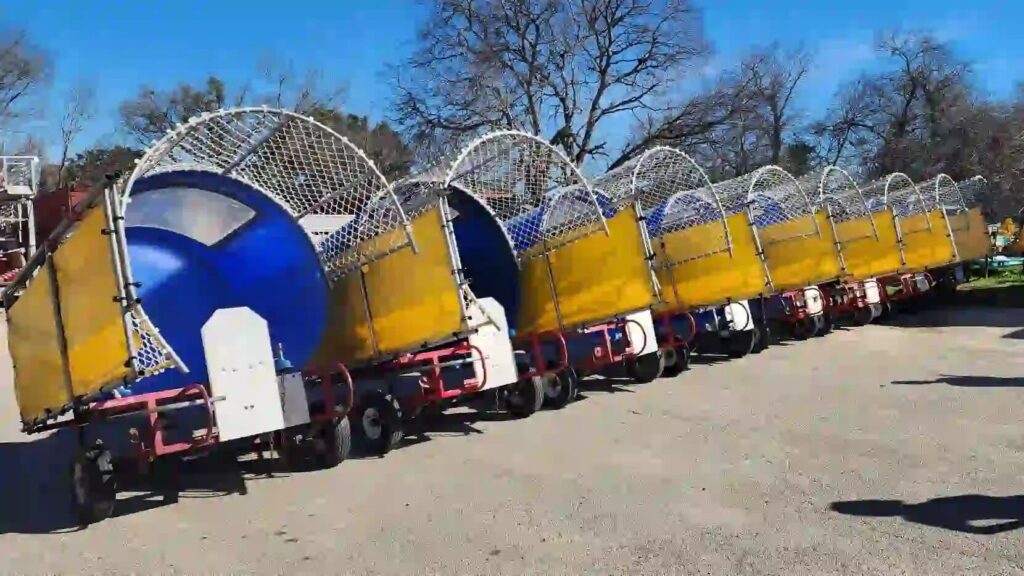 Dunk Tank (500 gallons) rental photo